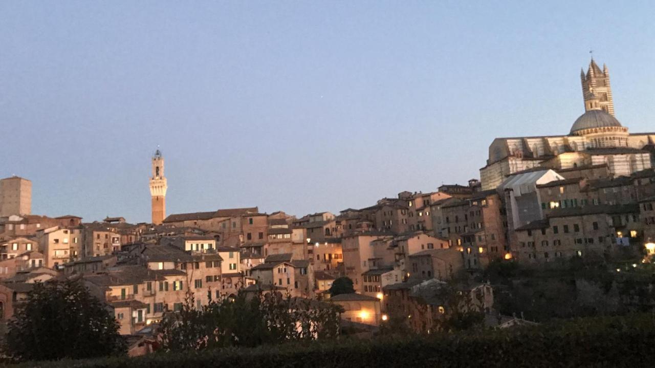 Bed and Breakfast Fonte Gaia Experience Siena Exterior foto